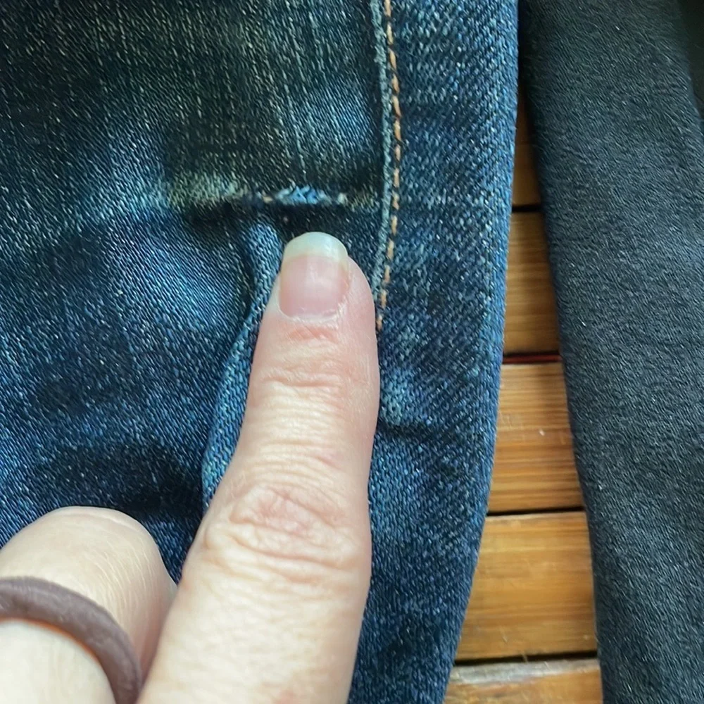 EUC J BRAND sz26 cropped “the skinny” Jeans in “”ink” excellent condition! - Picture 4 of 7